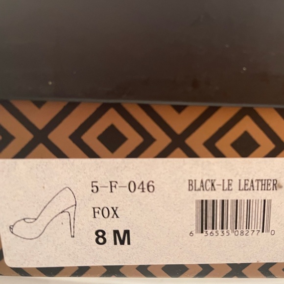 Charles David Fox Peep Toe Pumps - Picture 4 of 5